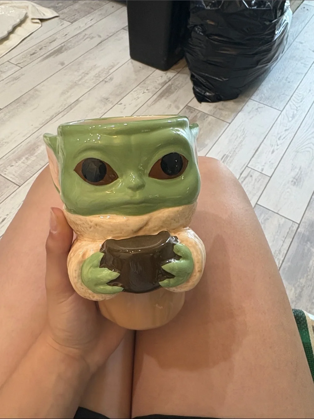 Green Baby Yoda Ceramic Mug - Picture 1 of 3